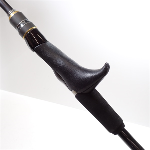 １８炎月リミテッドＢ６１０ＭーＳ右